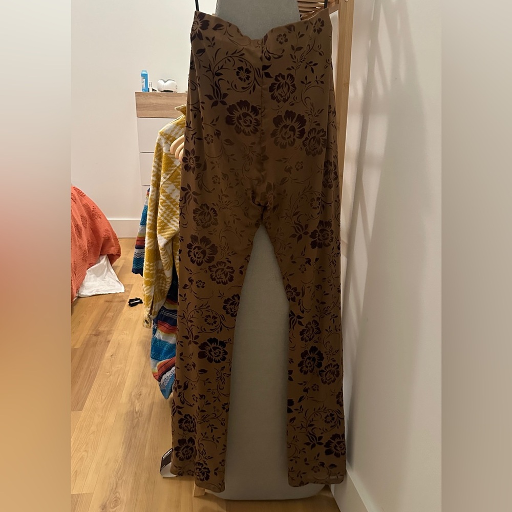 Lars pants in Desert Spring - Picture 6 of 6